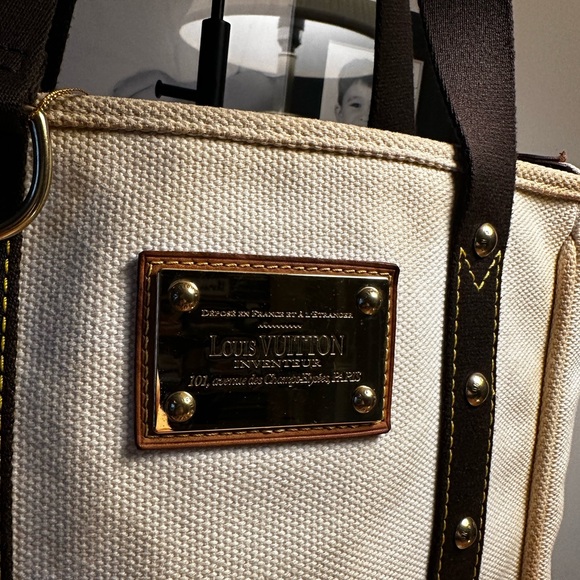 Louis Vuitton Canvas Ivory & Yellow Two-Tone Tote - Picture 5 of 15